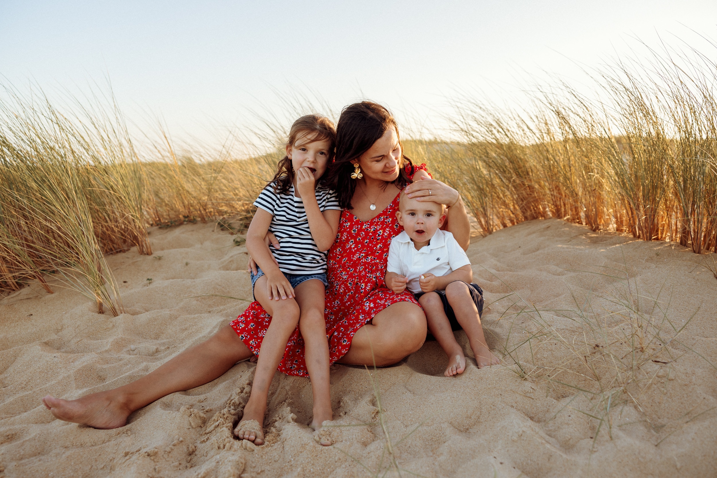 comment se passe une séance photo famille sur la plage avec Eva Lagardère