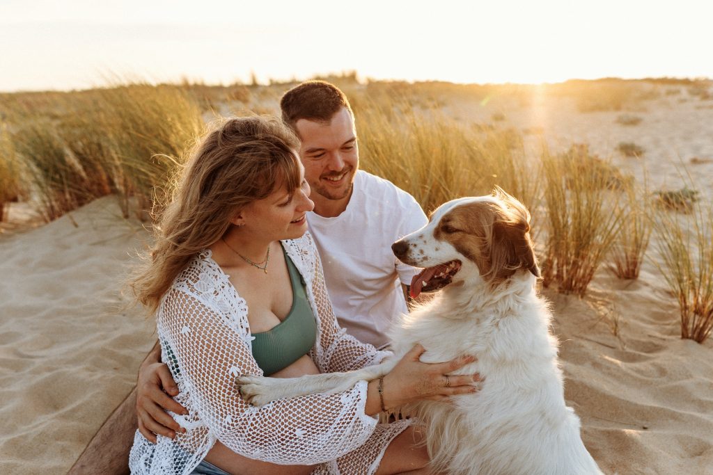 séance photo grossesse avec votre chien par Eva Lagardère