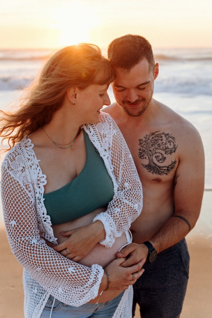séance photo grossesse par Eva Lagardère
