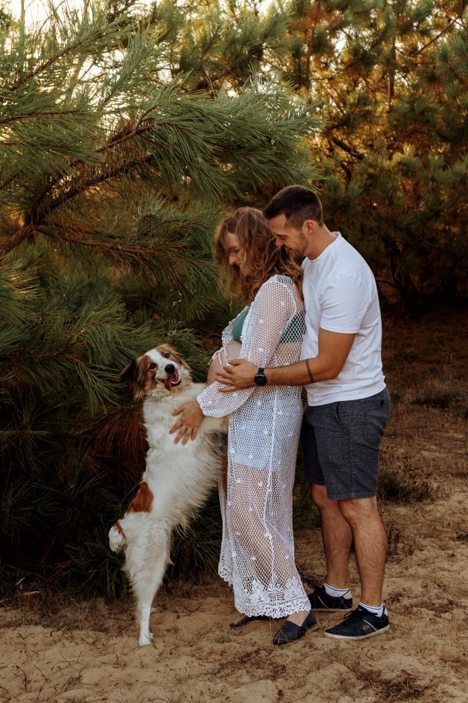 séance photo grossesse avec votre chien par Eva Lagardère